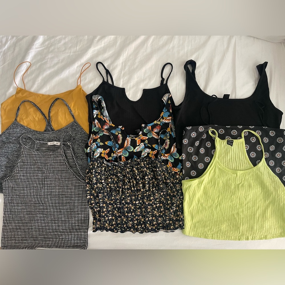 SHEIN Set of 9 Crop Top Lot - Ribbed Cotton Soft Floral  Butterfly - Medium